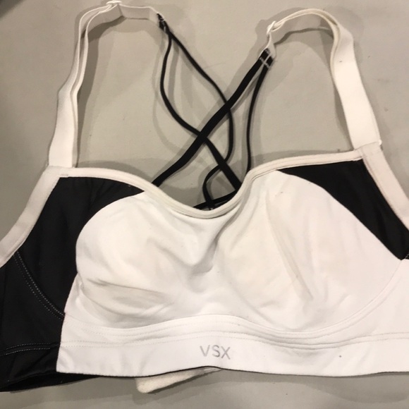 Victoria's Secret Other - 32B VSX Sports bra with underwire